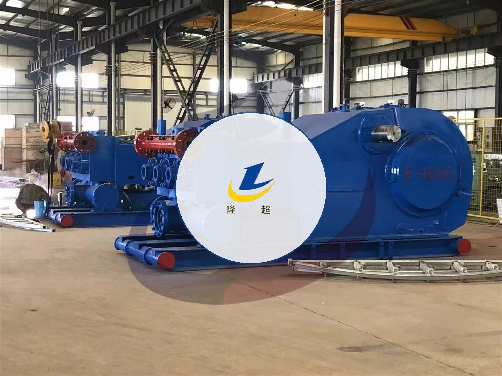Honghua HHF-1300 HHF-1600 with Blak-JAK Mud Pump