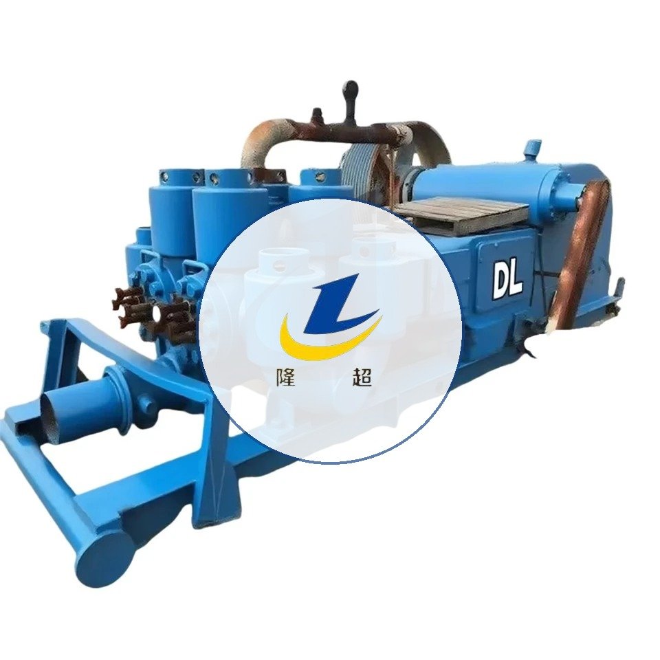 NOV G-700 Mud Pump